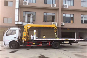 龙潭湖附近汽车轮胎更换